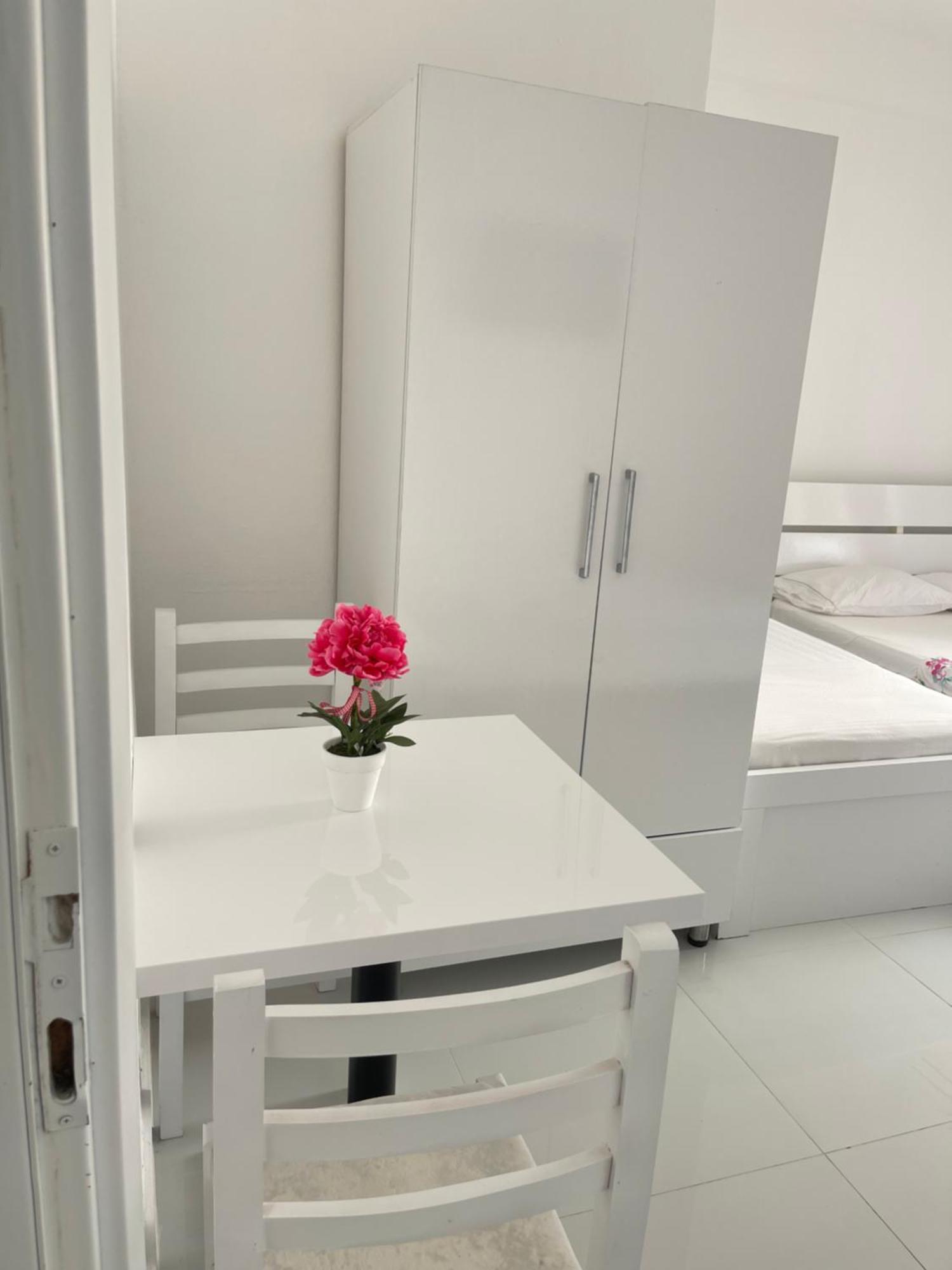 Rai Rooms Durres Exterior photo